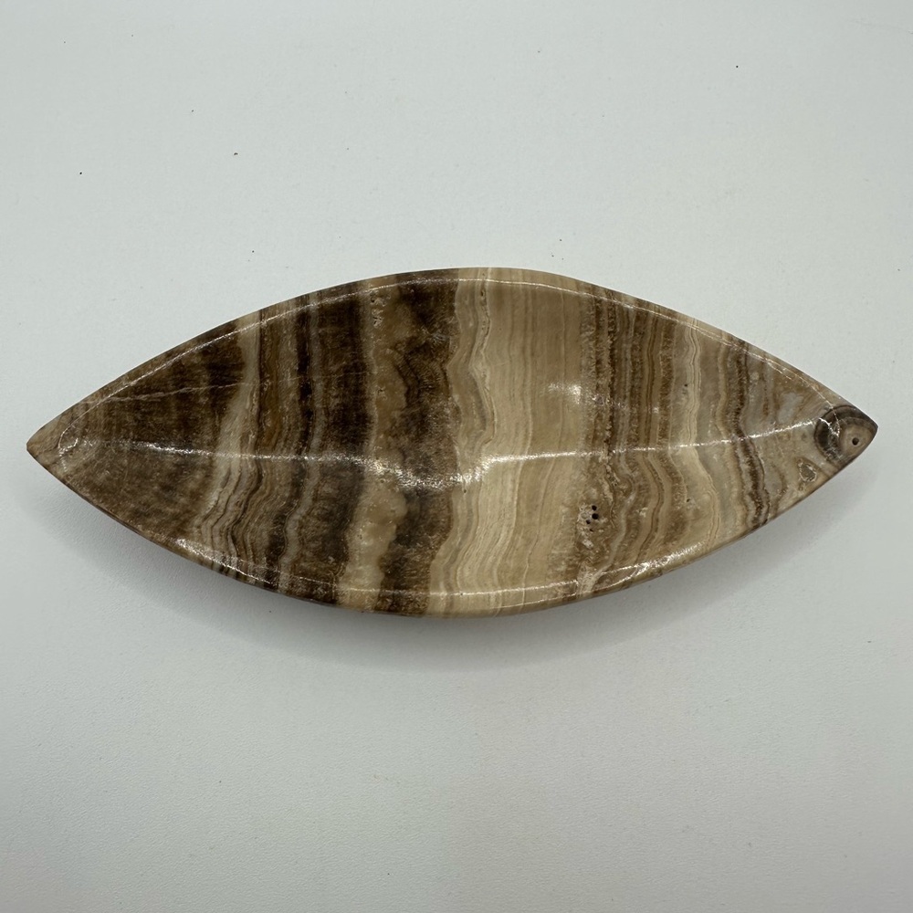 Eye Shaped Chocolate Mexican Onyx Dish - Picture 3 of 6